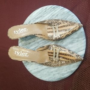 Low-heeled Snakeskin Pumps by Richard Tyler